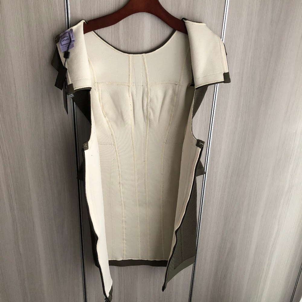 Herve Leger Astrid Olive Peplum Bandage Dress NWOT - Picture 5 of 8